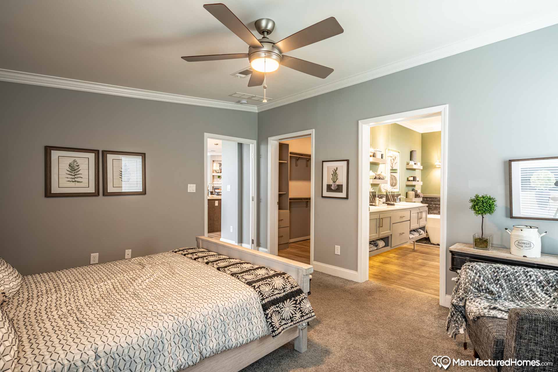 Lifestyle / Pompano IV 40482B by Regional Homes of Bonifay